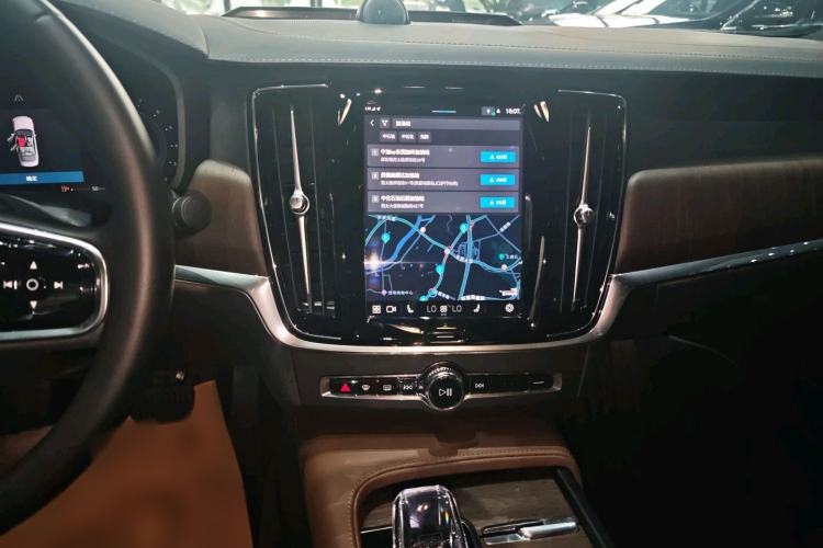 Used Volvo S90 2023 B5 Zhiyuan Luxury Edition