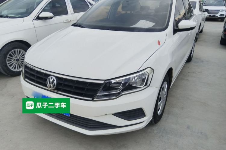 Used Volkswagen Jetta 2017 1.5L Manual Fashion Edition