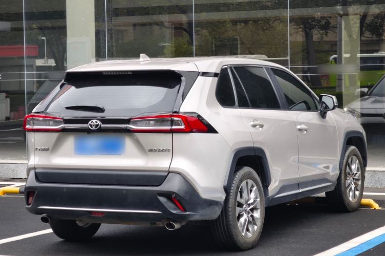 Used Toyota Wildlander 2021 2.0L CVT Two-Wheel Drive Luxury Edition Exterior 5