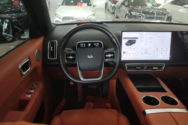 Used Li Auto L8 2023 Pro Model Steering Wheel
