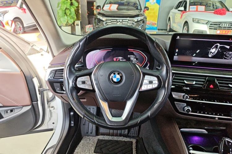 Used BMW 5 Series 2022 Restyled 525Li Luxury Package