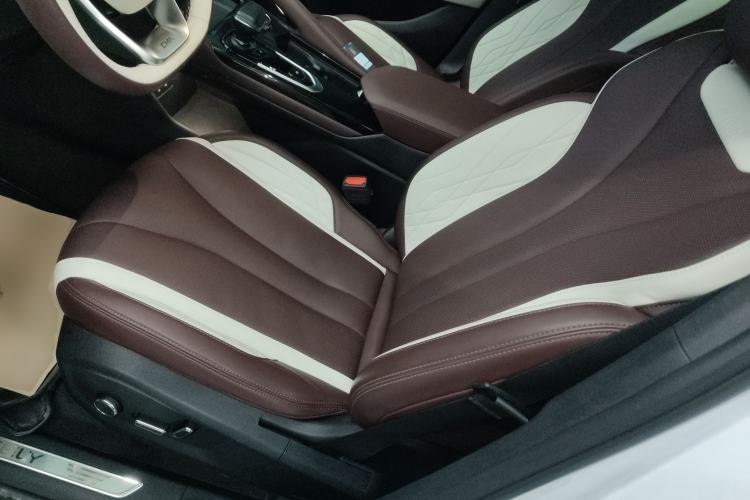 Used Geely Auto Monjaro L 2021 2.0TD High-Power Automatic All-Wheel Drive Luxury Version
