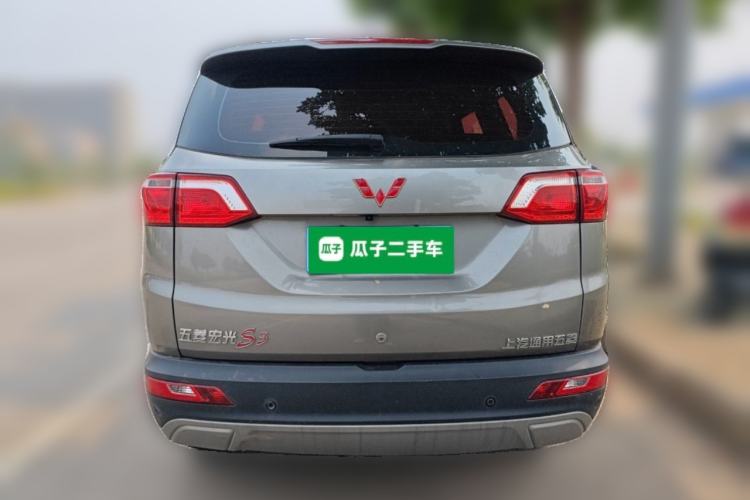 Used Wuling Hongguang S3 2018 1.5T Manual Luxury Model China V Standard Rear