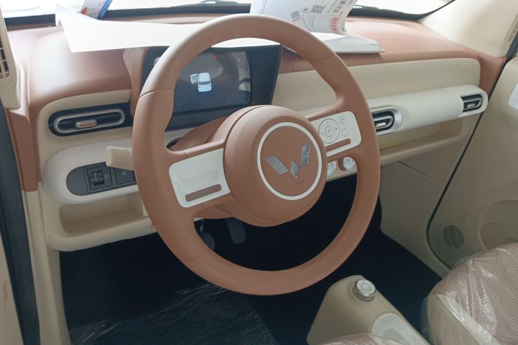 Used Wuling Hongguang MINIEV 2024 3rd Generation 215km Youth Edition