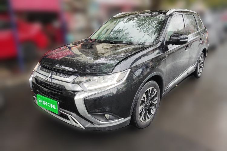Used Mitsubishi Outlander 2019 2.0L Two-Wheel Drive Comfort Edition 5 Seats China VI Standard