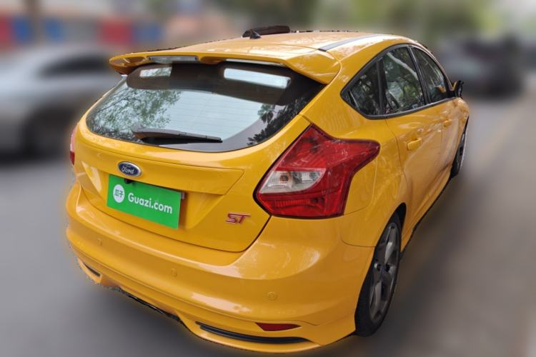 Used Ford Focus 2013 2.0T ST Orange Edition