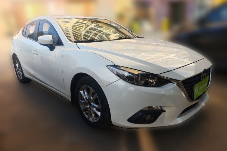 Used Mazda 3 Axela 2016 Sedan 1.5L Manual Luxury Model
