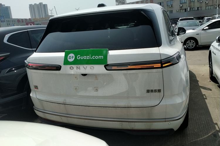 Used ONVO Luxeed L90 2025 Model—Ultra Six-Seater Version Rear