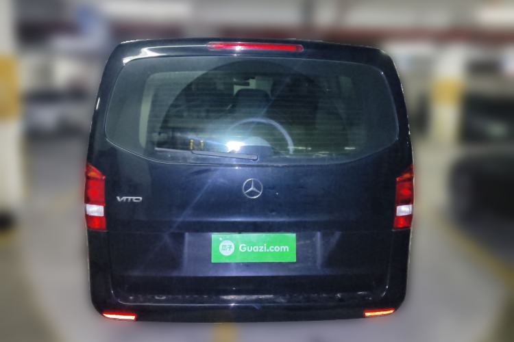 Used Mercedes-Benz Vito 2018 2.0T Elite Version 7 Seats China VI Emission Standard
