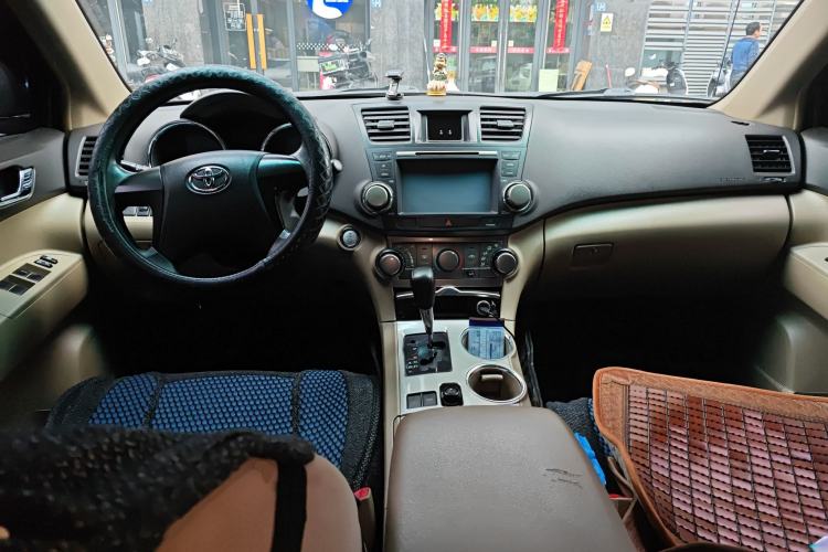 Used Toyota Highlander 2012 2.7L 2WD 5-Seater Elite Edition
