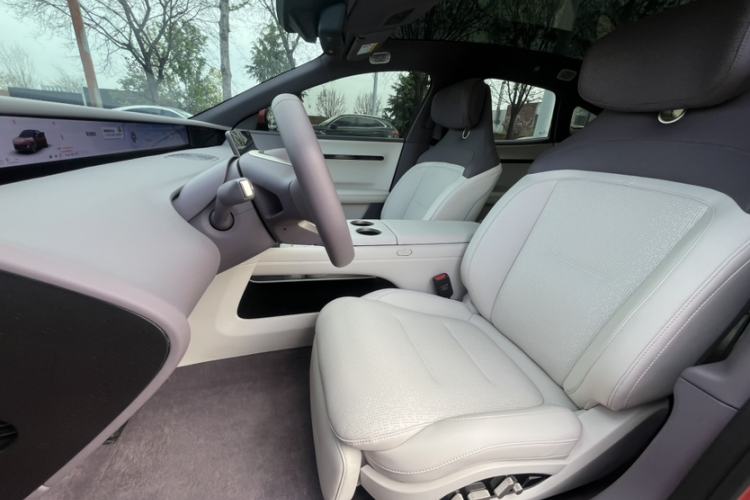 Used Avatr 06 2025 Pro Range-Extended Edition Interior 6