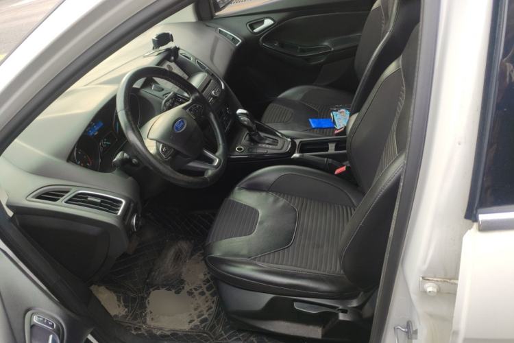 Used Ford Focus 2015 Sedan EcoBoost 180 Automatic Elite Model