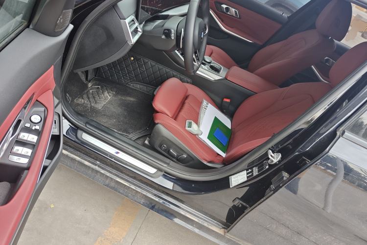 Used BMW 3 Series 2025 330Li Luxury Edition M Sport Night Edition Package
