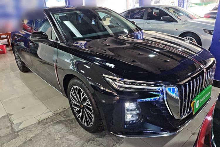 Used Hongqi H5 2025 2.0T Automatic Flag Edition – 500 000 Units Commemorative Version
