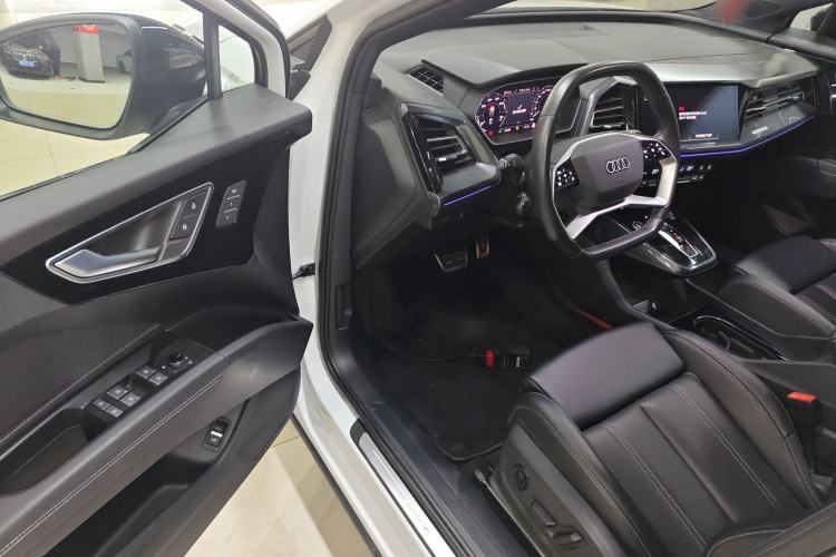 Used Audi Q4 e-tron 2024 50 e-tron quattro Creation Edition Midnight
