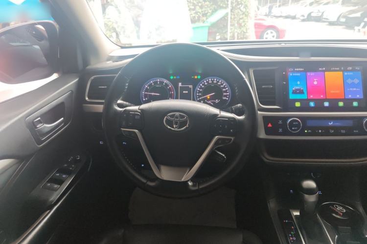 Used Toyota Highlander 2018 2.0T Four-Wheel Drive Luxury Version 7 Seats China VI Standard