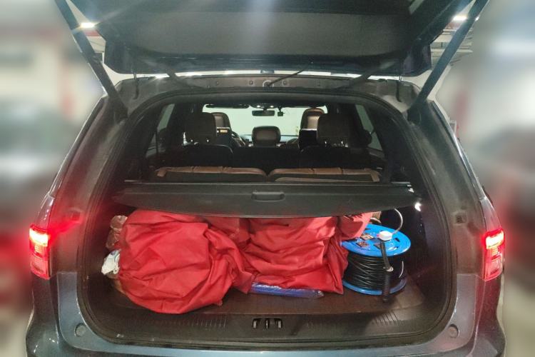 Used Lincoln Aviator New Energy 2020 3.0T V6 All-Wheel-Drive High-Performance Plug-in Hybrid Trunk