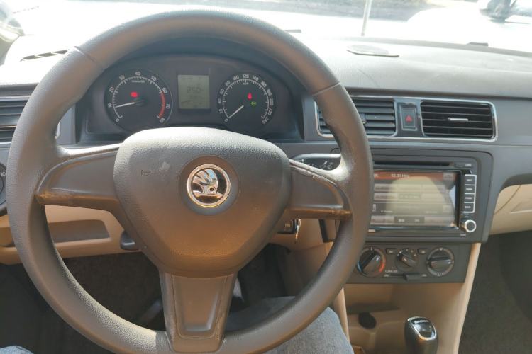Used Skoda Rapid 2016 1.6L Automatic Chuanxing Edition