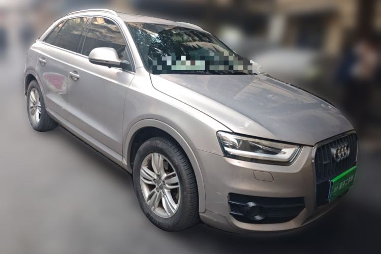 Used Audi Q3 2015 35 TFSI quattro Technology Edition Front Right 45 Deg