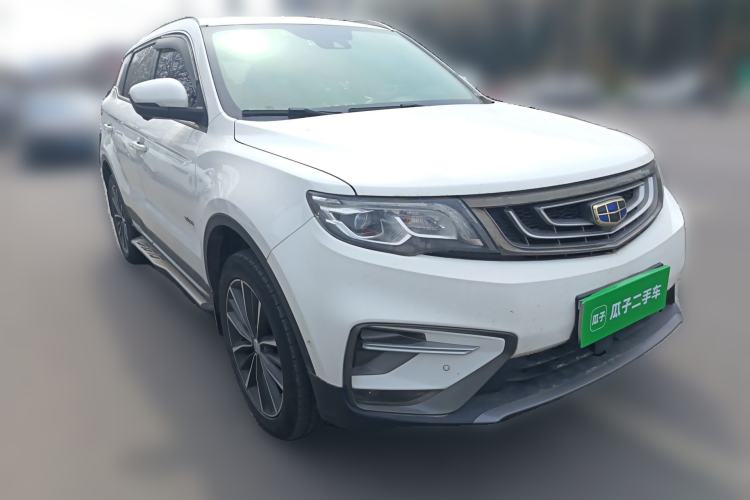 Used Geely Auto Emgrand X7 Sport 2018 1.8TD Automatic Two-Wheel Drive ZhiZun Model with 4G Connectivity Front Right 45 Deg