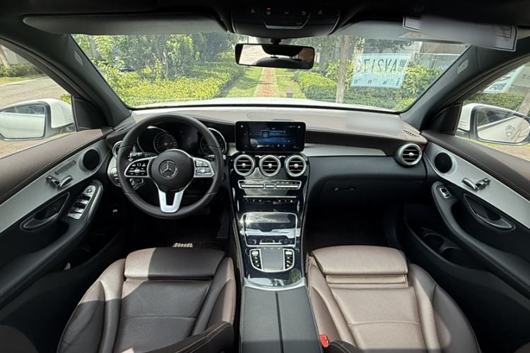 Used Mercedes-Benz GLC 2020 GLC 260 L 4MATIC Dynamic Model
