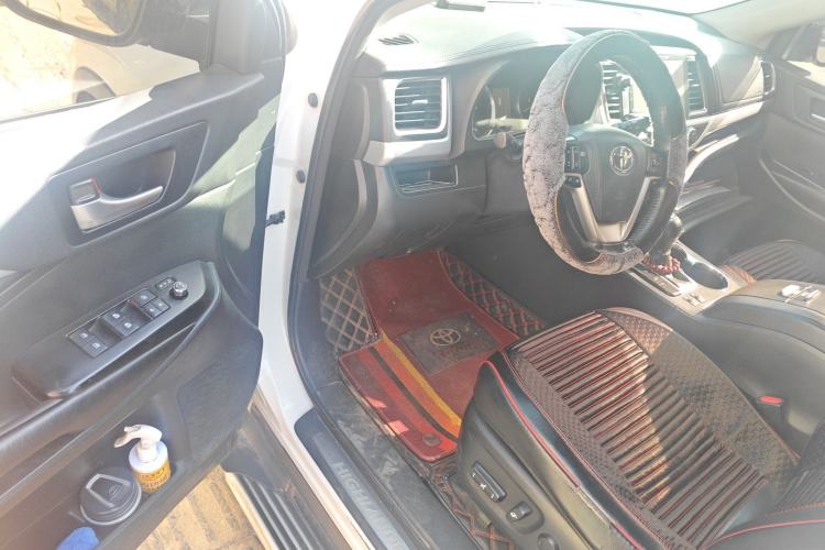 Used Toyota Highlander 2017 2.0T Four-Wheel Drive Luxury Edition 7 Seats
