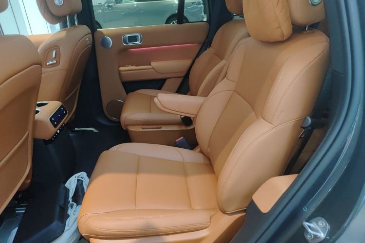 Used Li Auto L8 2025 Max Smart Refresh Edition Left Rear Seat