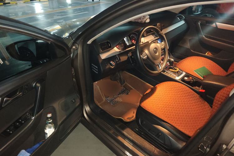 Used Volkswagen Magotan 2015 1.8TSI Advanced Model Driver Seat