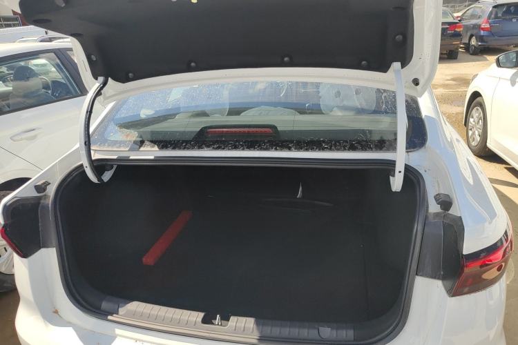 Used Geely Auto Emgrand 2025 4th Generation 1.5L Manual - Starry Edition
