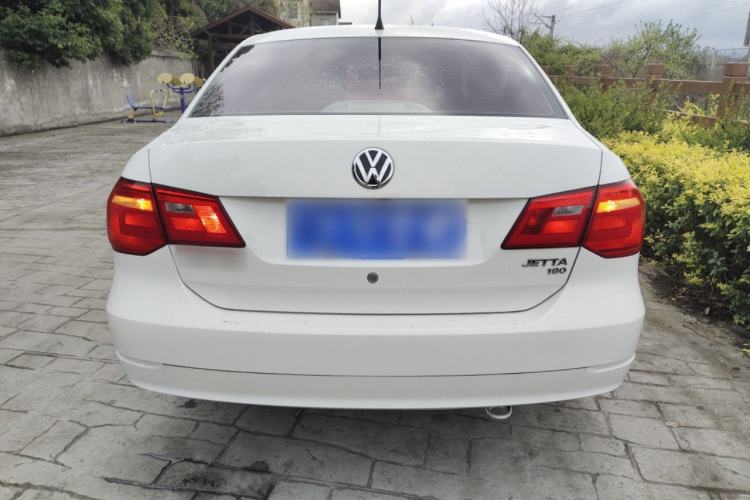 Used Volkswagen Jetta 2015 Value Edition 1.6L Manual Fashionable Style