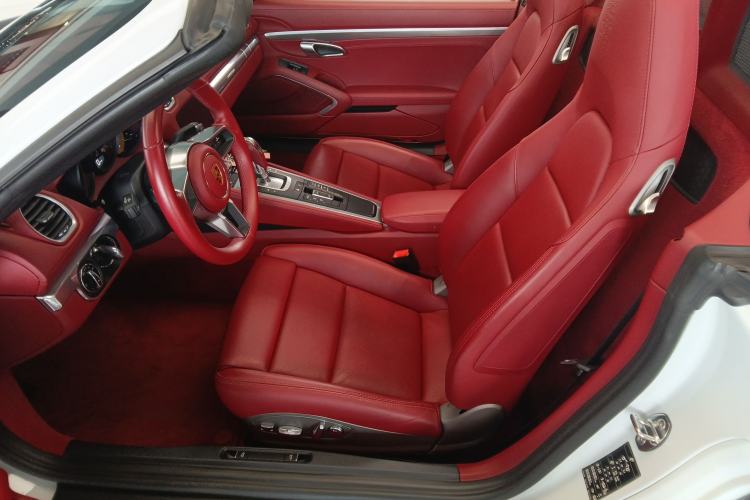 Used Porsche 718 2022 Boxster 2.0T Left Front Seat