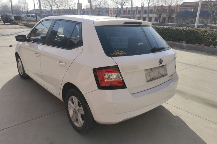 Used Skoda Fabia 2015 1.4L Automatic Front-Drive Model