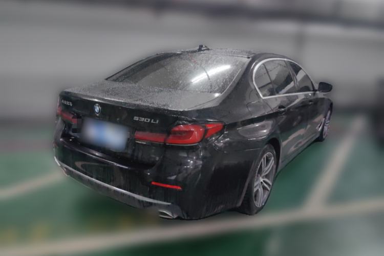 Used BMW 5 Series 2021 530Li Leading Luxury Package Rear Right 45 Deg