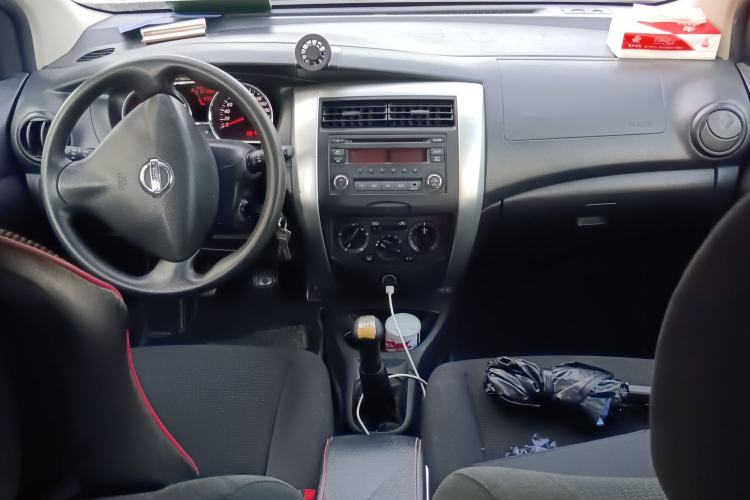 Used Nissan Livina 2015 1.6XE Manual Comfort Edition