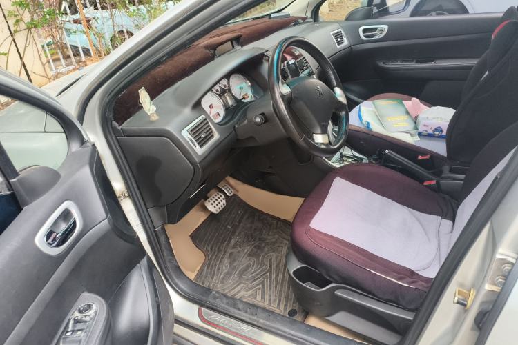 Used Peugeot 307 2012 1.6L Automatic CROSS Driver Seat