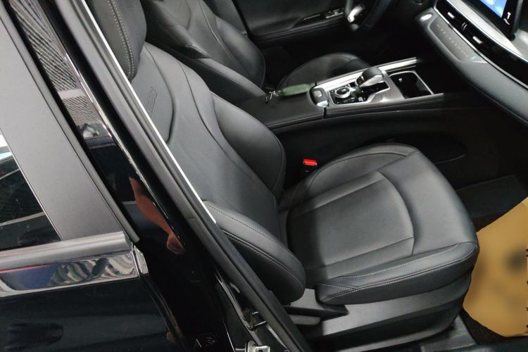 Used Chery Tiggo 8 PRO 2022 290T Two-Wheel Drive Sky Dome Edition 7 Seats Right Front Seat