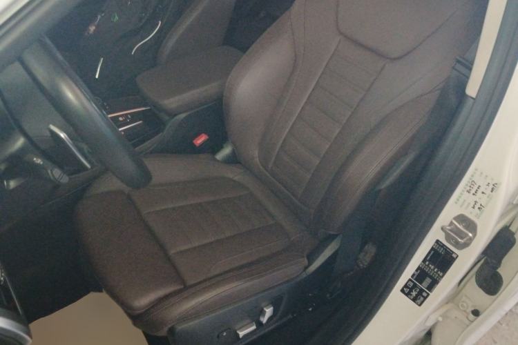 Used BMW X4 2021 xDrive 25i M Sport Package Left Front Seat