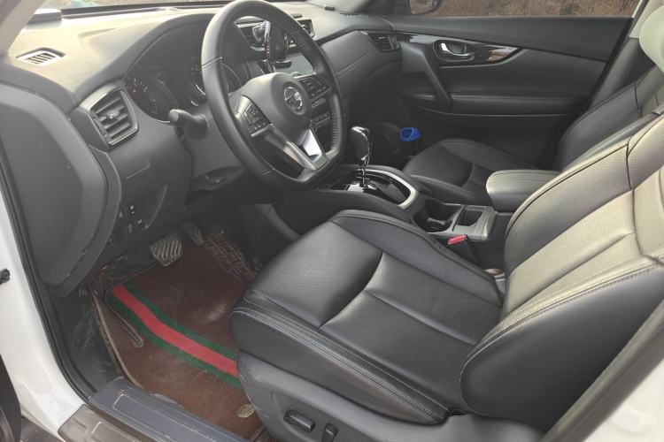 Used Nissan X-Trail 2023 Classic 2.0L Two-Wheel Drive Smart Connect & Comfort Edition
