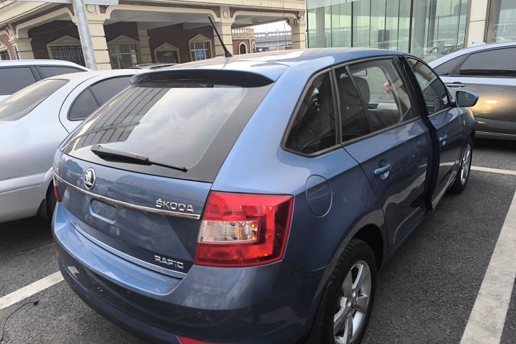Used Skoda Rapid Spaceback 2014 1.6L Manual Enjoyment Edition