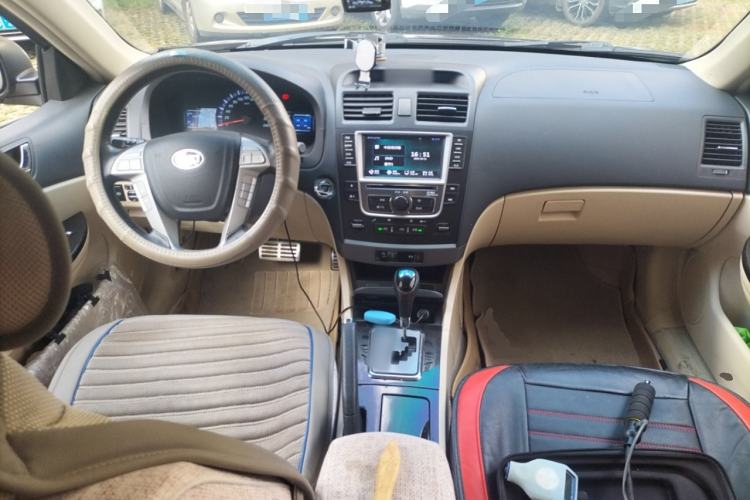 Used BYD G6 2013 1.5TID Automatic Luxury Model