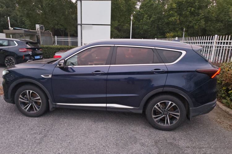 Used JETOUR X70 PLUS 2021 1.5T DCT Mountain 5-Seater
