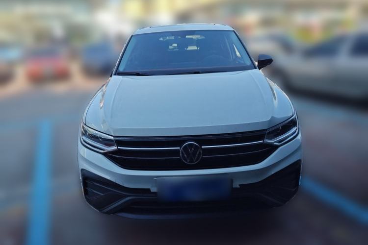 Used Volkswagen Tiguan L 2025 Model, Outstanding Version, 300TSI Automatic Two-Wheel Drive Longteng Edition