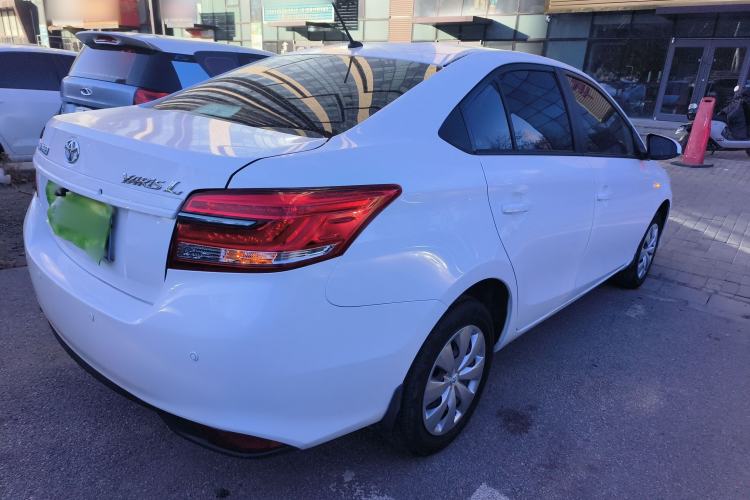 Used Toyota YARiS L Zhi Xiang 2017 1.5E CVT Dynamic Edition Rear Right 45 Deg