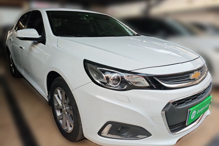 Used Chevrolet Malibu 2018 530T Automatic Luxury Edition Front Right 45 Deg