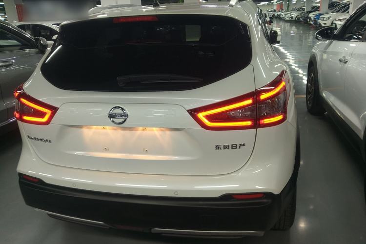 Used Nissan Qashqai 2022 2.0L CVT XV Premier Luxury Edition Exterior 4