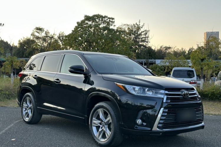 Used Toyota Highlander 2018 2.0T Four-Wheel Drive Prestige Version 7 Seats China V Emission Standard