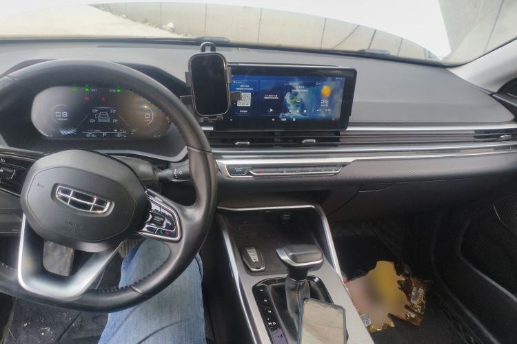 Used Geely Auto Emgrand 2022 4th Generation 1.5L CVT Luxury Model Center Console