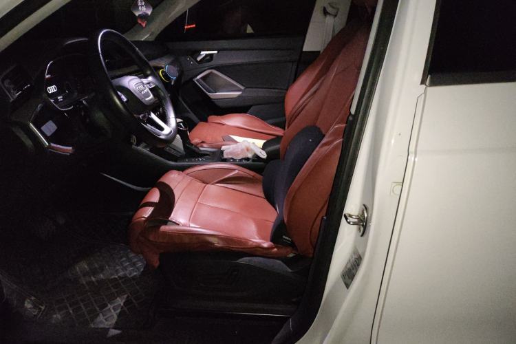 Used Audi Q3 2022 35 TFSI Progressive Dynamic Edition
