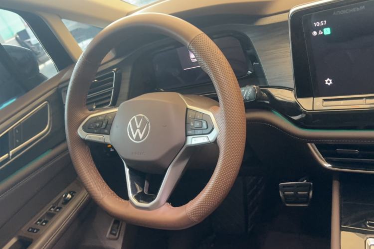 Used Volkswagen Viloran 2022 380TSI Prestige Edition