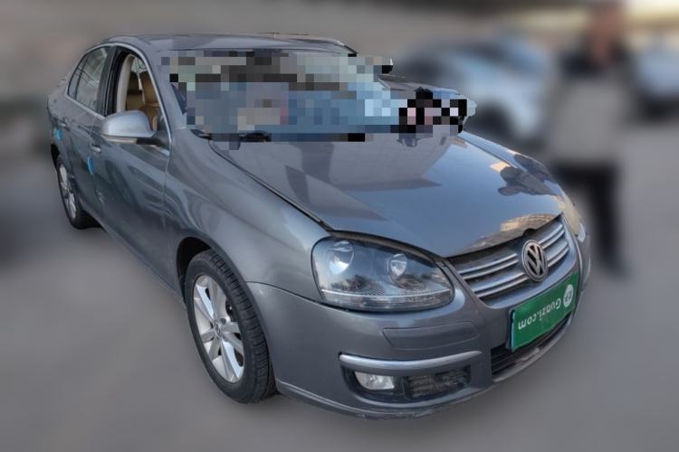 Used Volkswagen Sagitar 2011 1.6L Automatic Comfort Edition Front Right 45 Deg